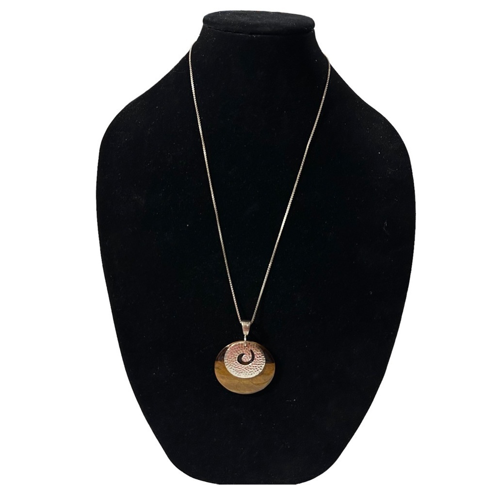 Tigers Eye Gemstone & Hammered Sliver Enhancer on 925 Italy Chain Necklace Kelly